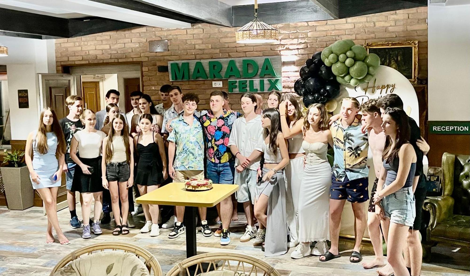 ホテル Marada Felix Hidişelul-de Sus エクステリア 写真